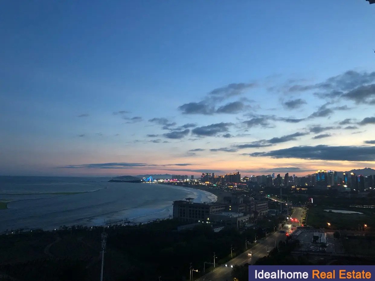 Exclusive Oceanfront Luxury Apartment in Huangdao